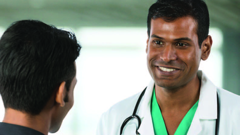 Doctor talking to pacient